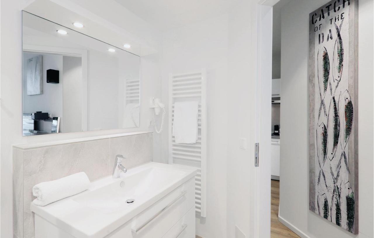 Awesome Apartment In Luebeck Travemuende Екстериор снимка